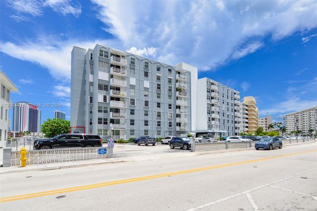 430 Golden Isles Drive 306, Hallandale Beach, FL 33009