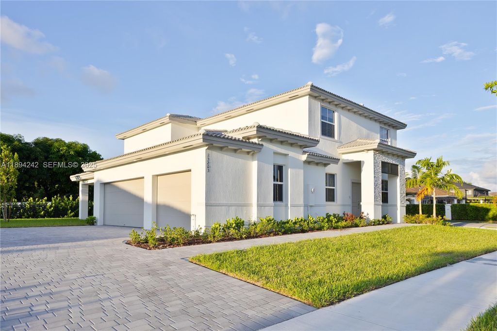 13203 SW 188th Terrace, Miami, FL 33177