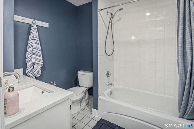 398 Wilton Road West, Ridgefield, CT 06877