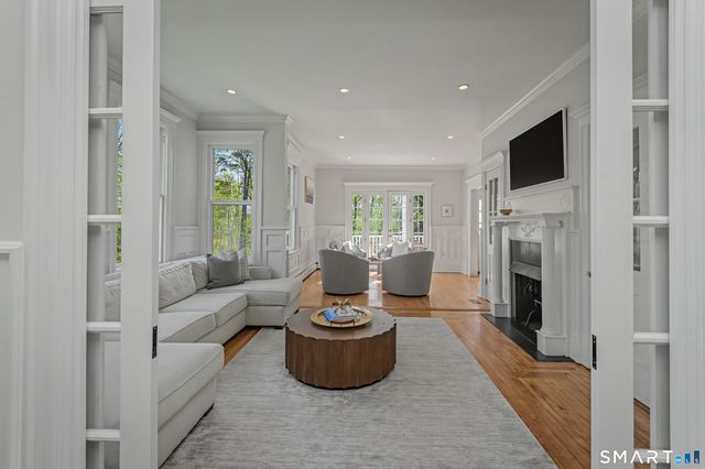 398 Wilton Road West, Ridgefield, CT 06877