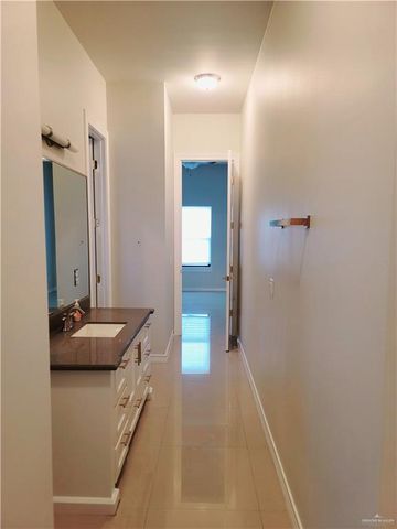 5105 W Highland Avenue, Mcallen, TX 78501