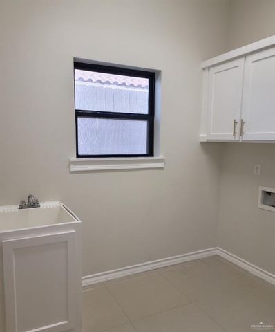 5105 W Highland Avenue, Mcallen, TX 78501