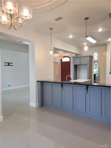 5105 W Highland Avenue, Mcallen, TX 78501