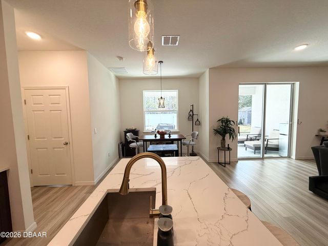 14 Ethan Allen Drive, Palm Coast, FL 32164