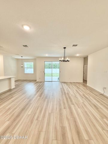 14 Ethan Allen Drive, Palm Coast, FL 32164