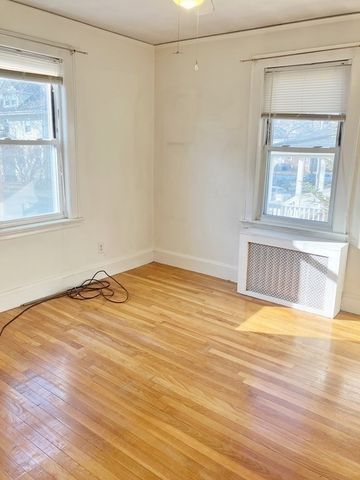 175 Putnam 1L, Quincy, MA 02169