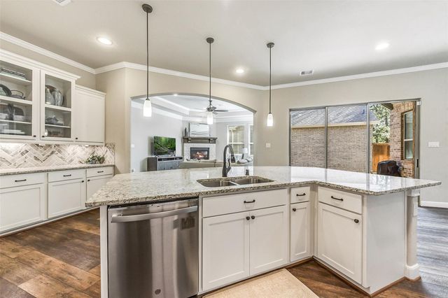4012 Windsor Chase Drive, Spring, TX 77386