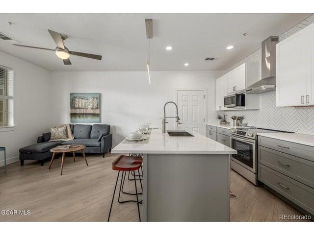 160 Village Rd F207, Granby, CO 80446