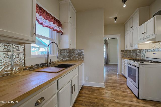 1005 E Moreland Street, Phoenix, AZ 85006