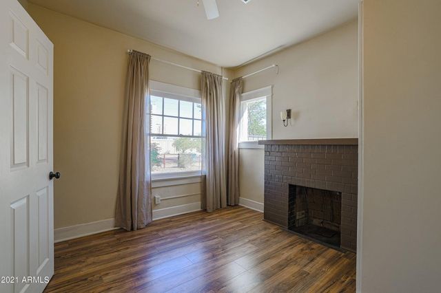 1005 E Moreland Street, Phoenix, AZ 85006