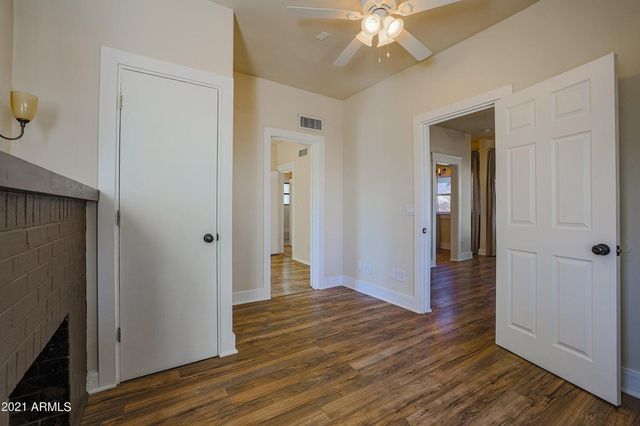 1005 E Moreland Street, Phoenix, AZ 85006