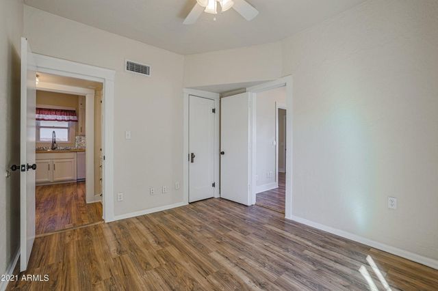 1005 E Moreland Street, Phoenix, AZ 85006