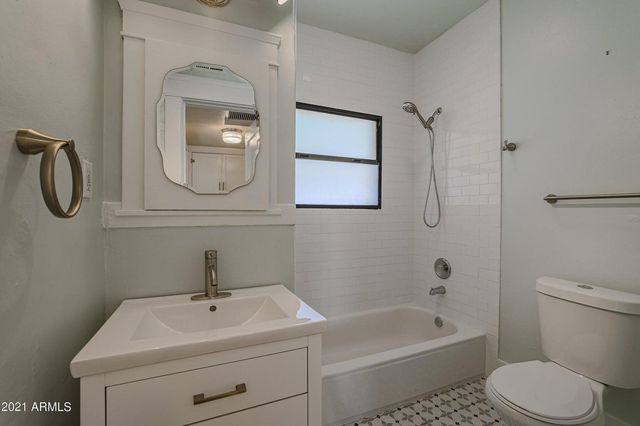 1005 E Moreland Street, Phoenix, AZ 85006