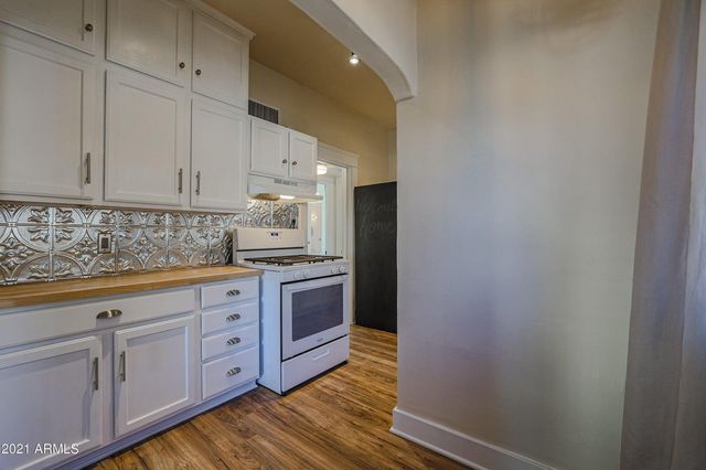 1005 E Moreland Street, Phoenix, AZ 85006