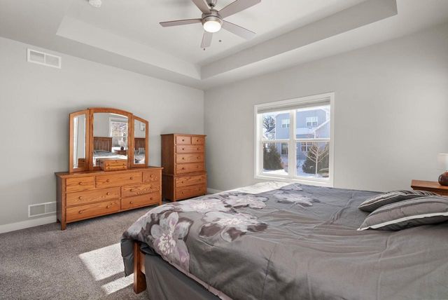 108 Drumlin Circle, Oregon, WI 53575