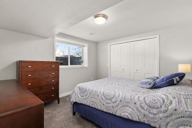 108 Drumlin Circle, Oregon, WI 53575