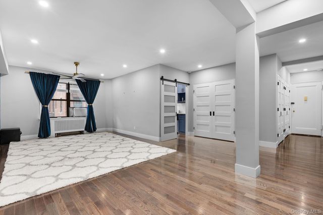 325 Main Street 4D, White Plains, NY 10601
