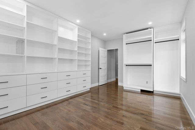 325 Main Street 4D, White Plains, NY 10601