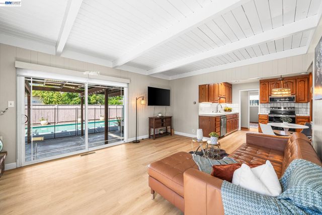 347 Anza Way, San Leandro, CA 94578