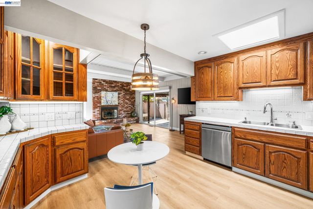 347 Anza Way, San Leandro, CA 94578