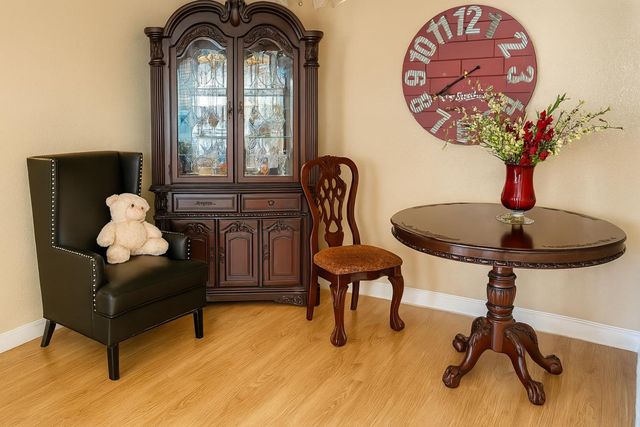 541 Samuel Way, Sacramento, CA 95838