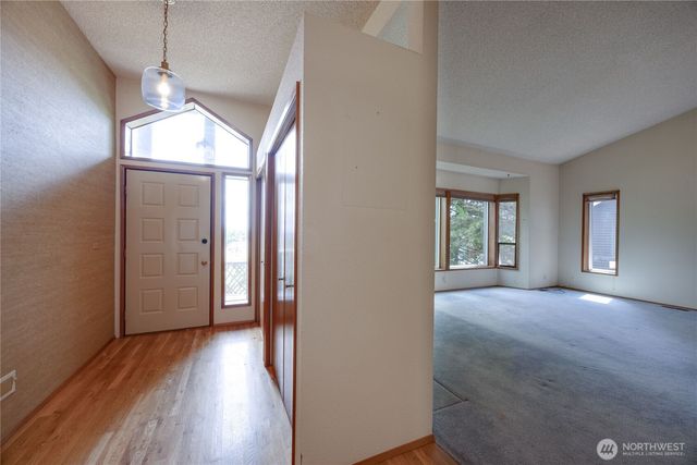 4989 NW Francis Drive, Silverdale, WA 98383