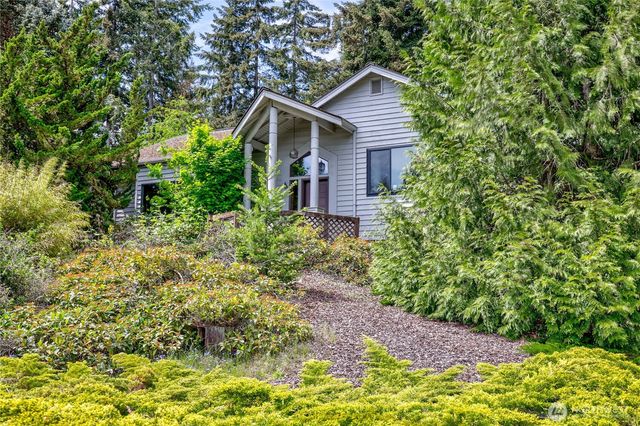 4989 NW Francis Drive, Silverdale, WA 98383