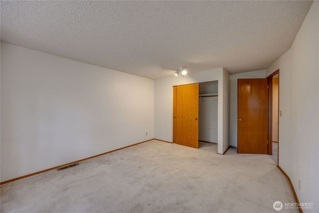 4989 NW Francis Drive, Silverdale, WA 98383