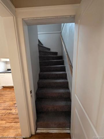 15496 Minock Street, Detroit, MI 48223