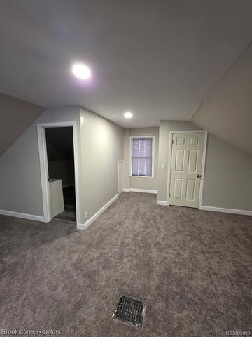 15496 Minock Street, Detroit, MI 48223