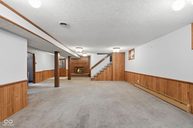 2226 Lake Drive, Anderson, IN 46012