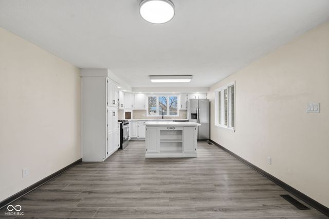 2226 Lake Drive, Anderson, IN 46012