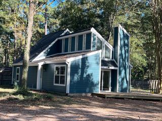 46 Lake Drive, Conroe, TX 77384