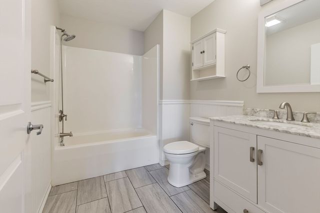 175 Cottage 214, Chelsea, MA 02150