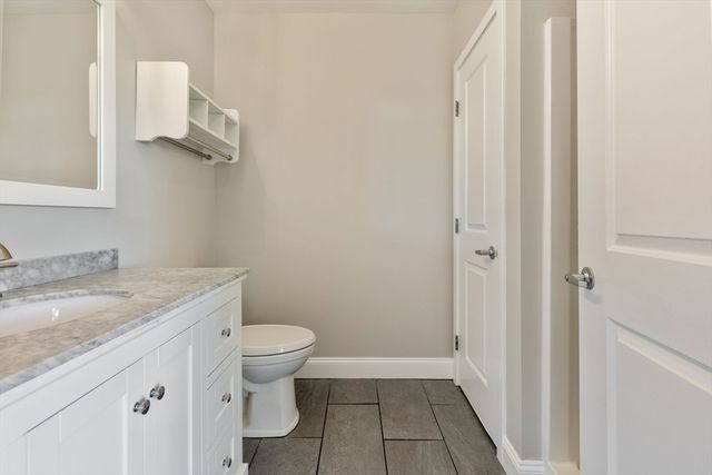 175 Cottage 214, Chelsea, MA 02150