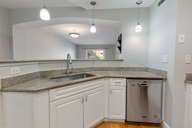 175 Cottage 214, Chelsea, MA 02150