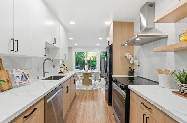 1101 Pomeroy Avenue, Santa Clara, CA 95051