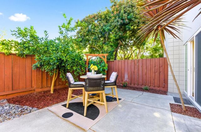 1101 Pomeroy Avenue, Santa Clara, CA 95051