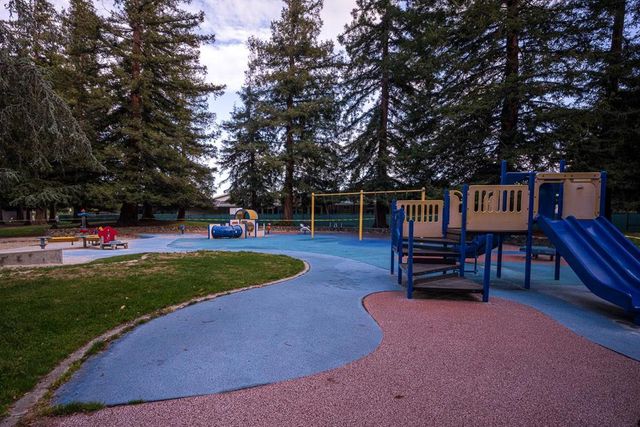 1101 Pomeroy Avenue, Santa Clara, CA 95051