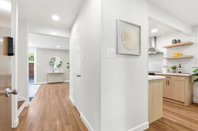 1101 Pomeroy Avenue, Santa Clara, CA 95051