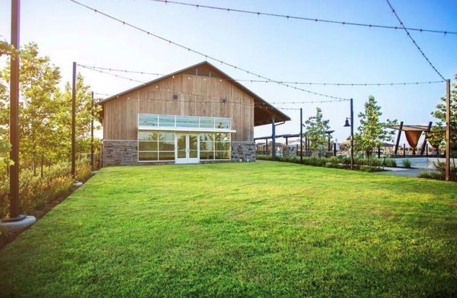 2102 Mallow Lane, Brookshire, TX 77423