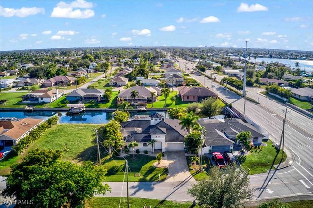 106 SE 5th ST, Cape Coral, FL 33990