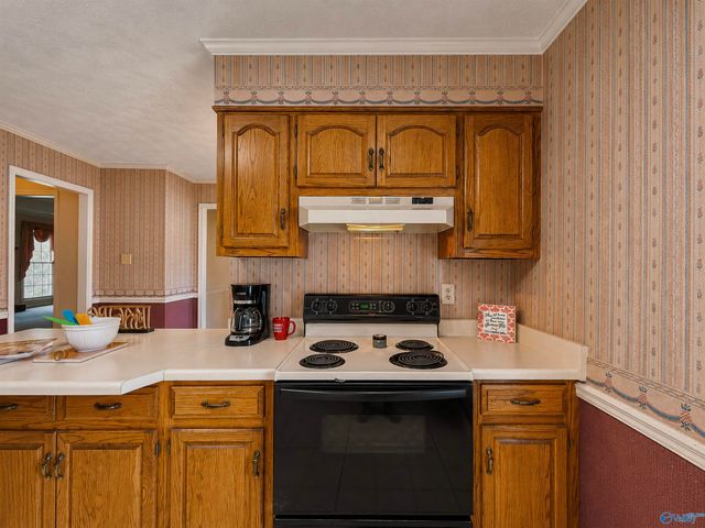 2816 Winthrop Drive, Decatur, AL 35603