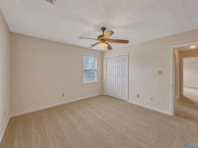 2816 Winthrop Drive, Decatur, AL 35603