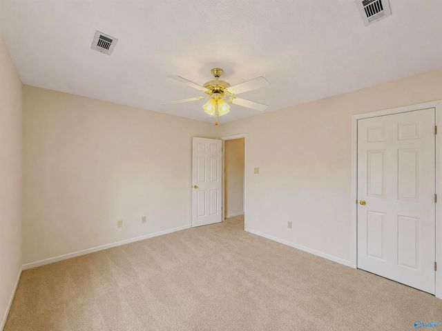 2816 Winthrop Drive, Decatur, AL 35603