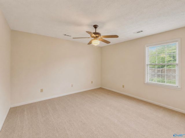 2816 Winthrop Drive, Decatur, AL 35603