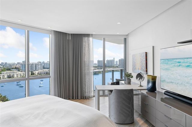 17111 Biscayne Blvd 2107, North Miami Beach, FL 33160