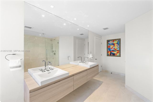 17111 Biscayne Blvd 2107, North Miami Beach, FL 33160