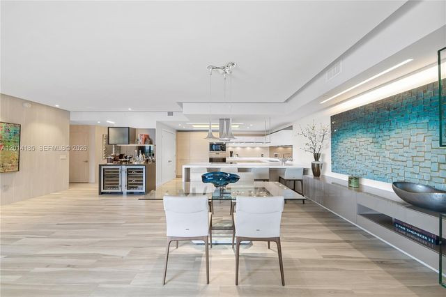 17111 Biscayne Blvd 2107, North Miami Beach, FL 33160