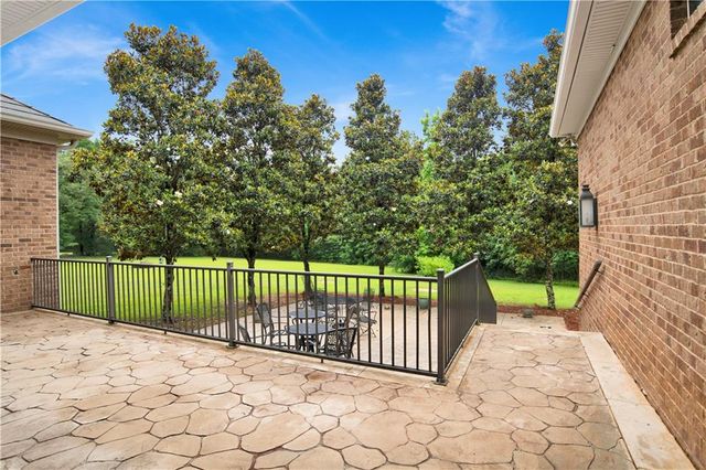 13775 Howells Ferry Road, Wilmer, AL 36587